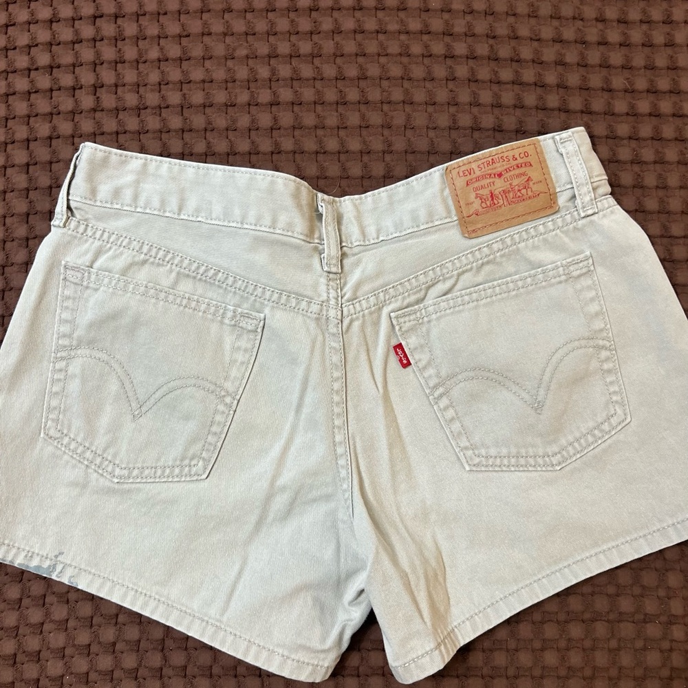 VTG 90s Levi's 501 Button Fly Cutoff Shorts 9JR Fits Womens 28/29 Beige